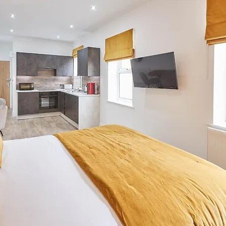 Host & - Pods Apartment Saltburn-by-the-Sea